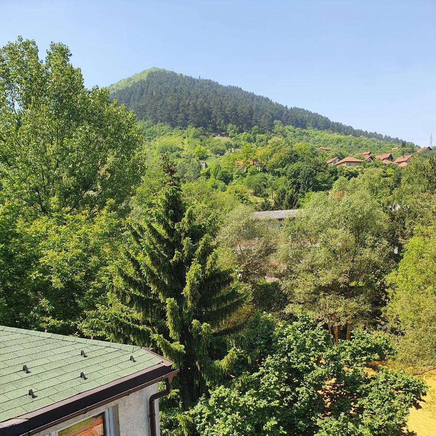 Apartments Arna Visoko Exterior photo